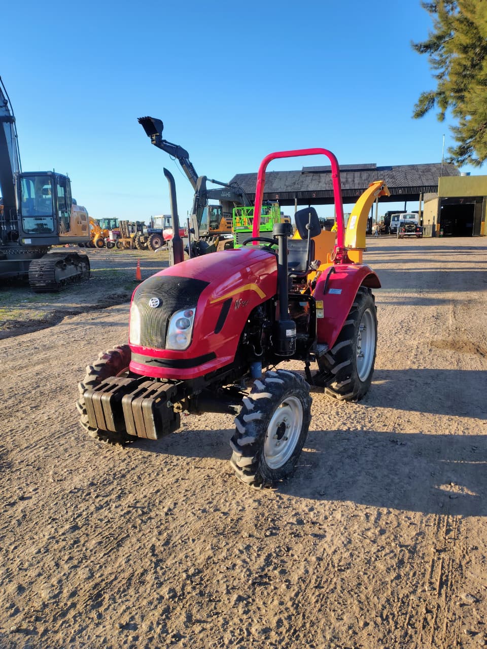 Tractor Dong Feng 304 30hp - foto 1